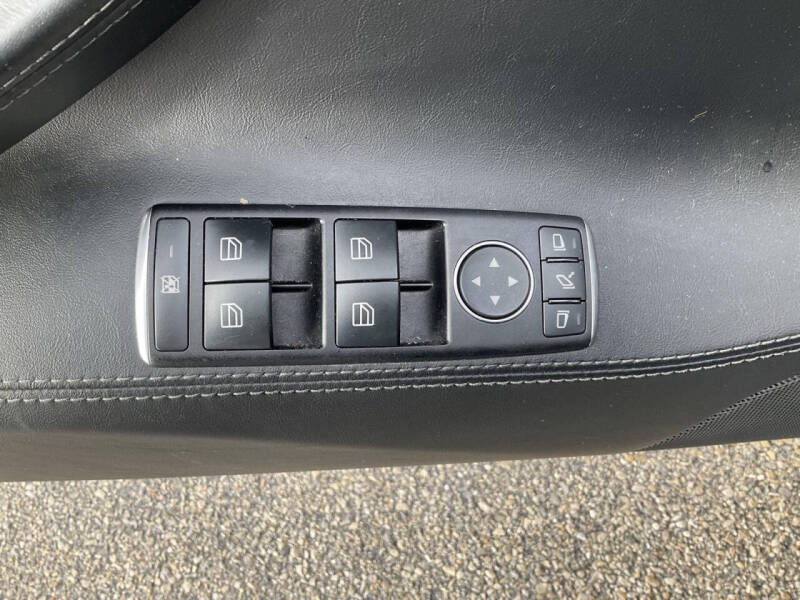 2016 Tesla Model S 70D