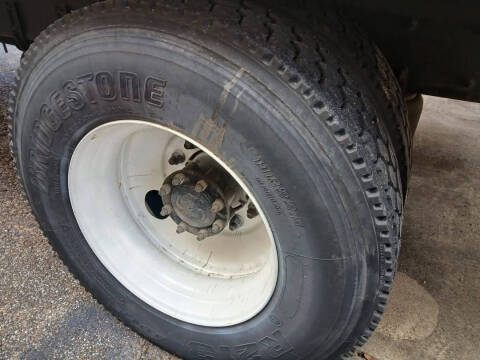 2019 Freightliner M2 106