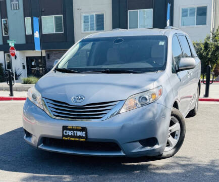 2015 Toyota Sienna LE Mobility 7-Passenger