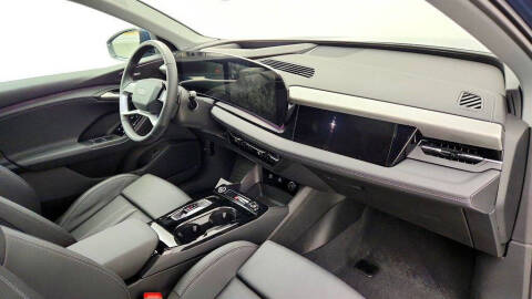 2025 Audi Q6 e-tron quattro Prestige
