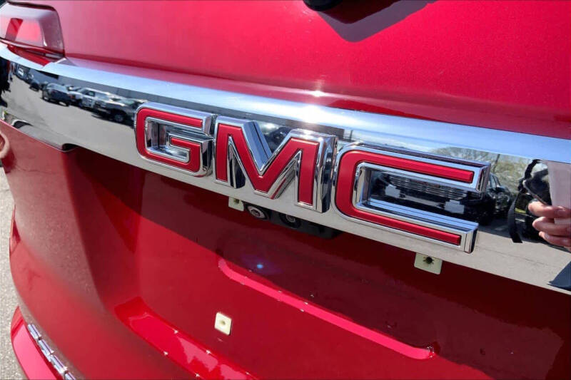 2020 GMC Acadia Denali