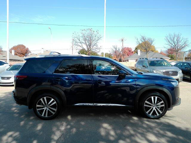 2024 Nissan Pathfinder Platinum