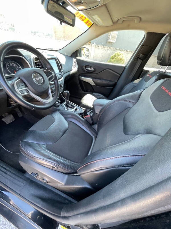 2018 Jeep Cherokee Trailhawk