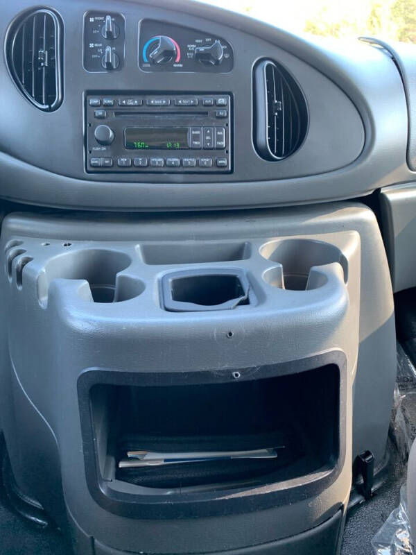 2008 Ford E-Series E-350 SD