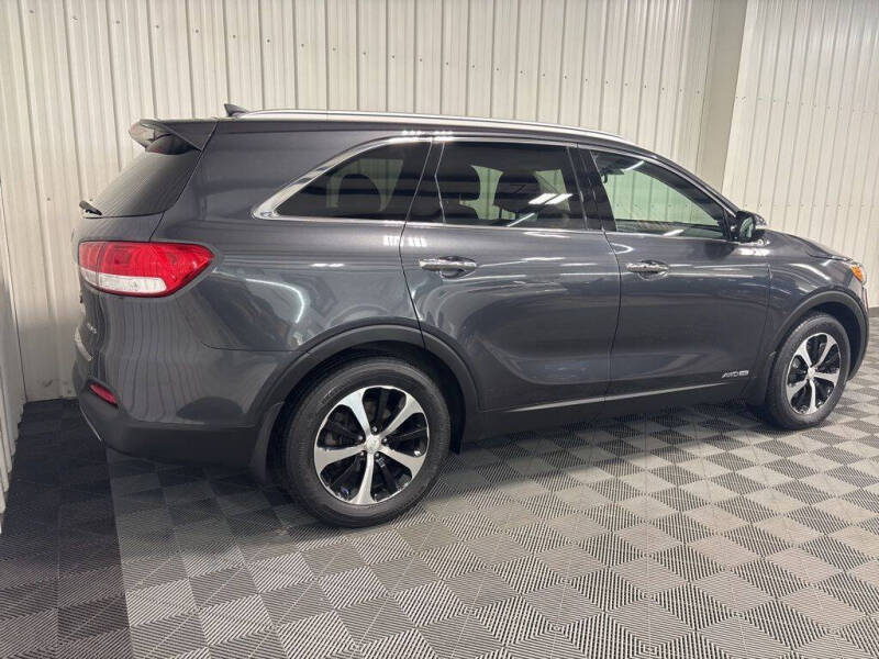 2017 Kia Sorento EX V6