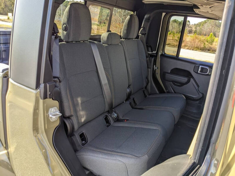 2026 Jeep Gladiator Willys