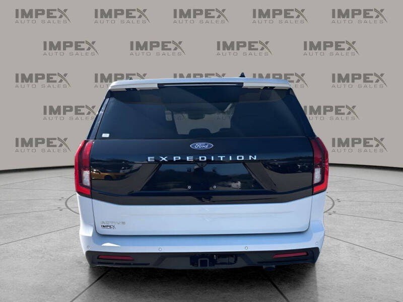 2025 Ford Expedition Active
