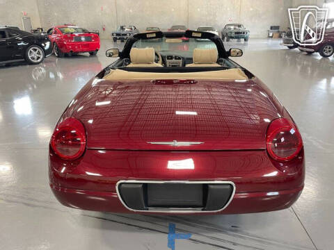 2004 Ford Thunderbird Deluxe