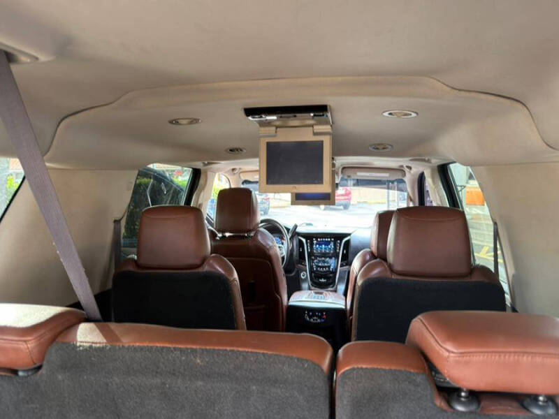 2017 Cadillac Escalade ESV Premium Luxury