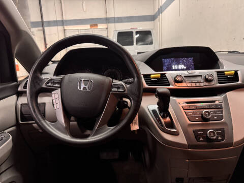 2015 Honda Odyssey LX