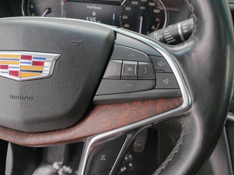 2021 Cadillac XT5 Premium Luxury