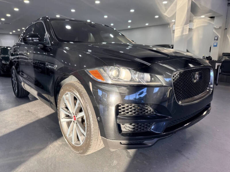 2019 Jaguar F-PACE 30t Prestige