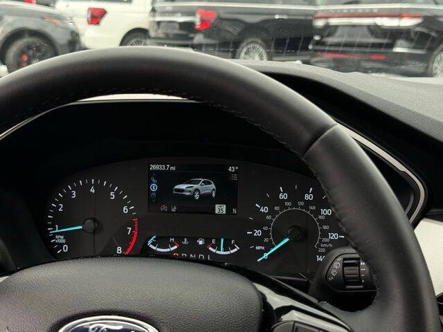 2022 Ford Escape SE