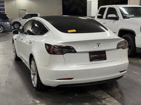 2020 Tesla Model 3 Standard Range Plus