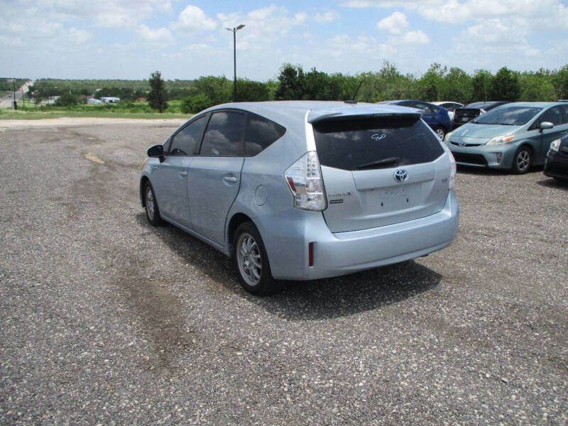 2012 Toyota Prius v Two