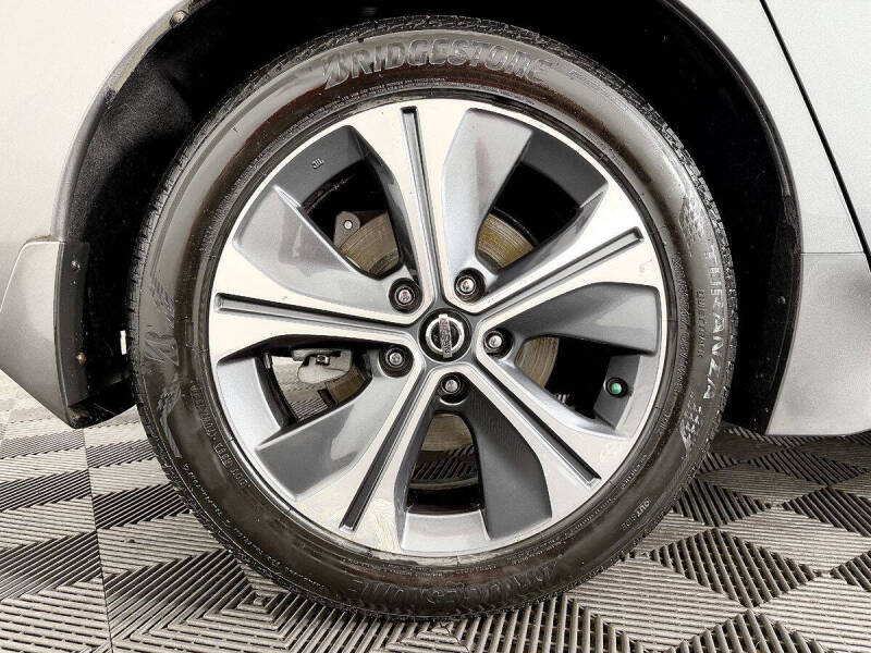 2019 Nissan LEAF SV