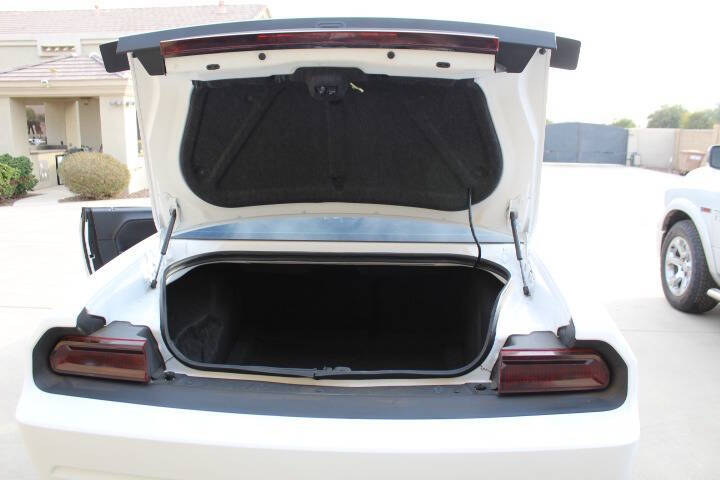 2014 Dodge Challenger SRT8 Core