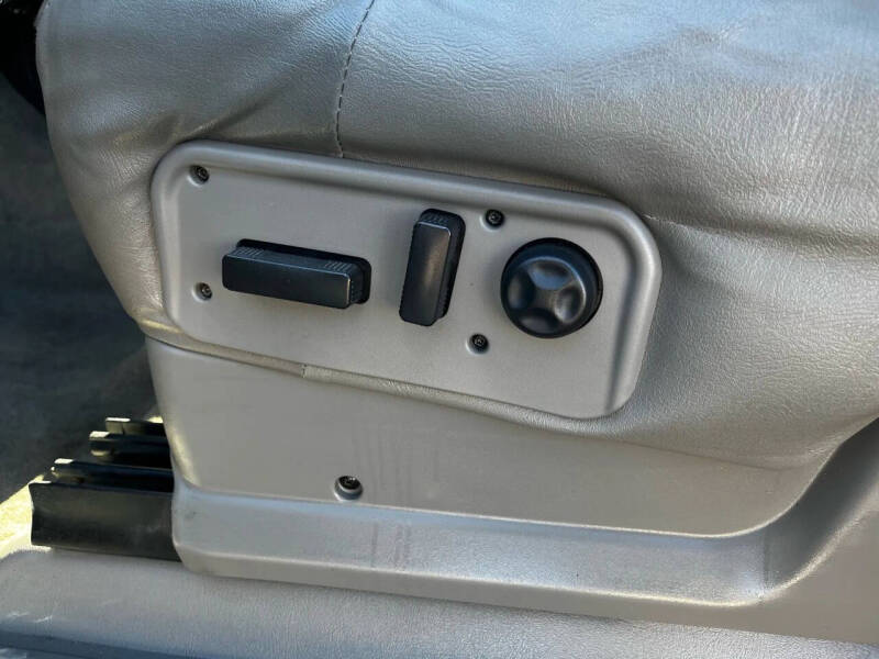2000 Chevrolet Silverado 1500 LT