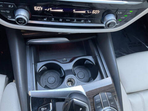 2022 BMW 5 Series 530i