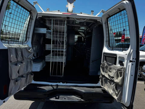 2010 Ford E-Series E-250