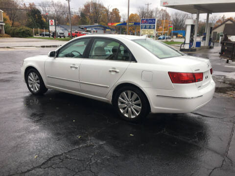2010 Hyundai Sonata for sale at Action Auto Wholesale in Painesville OH