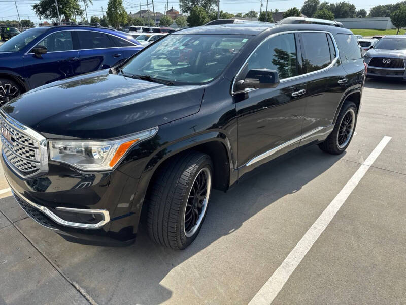 2017 GMC Acadia Denali