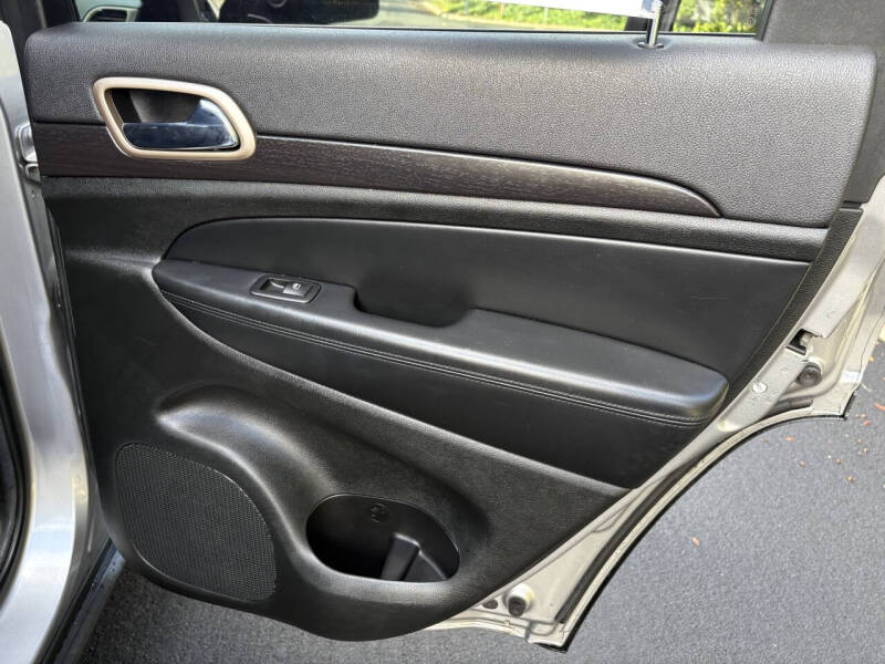 2014 Jeep Grand Cherokee Laredo E