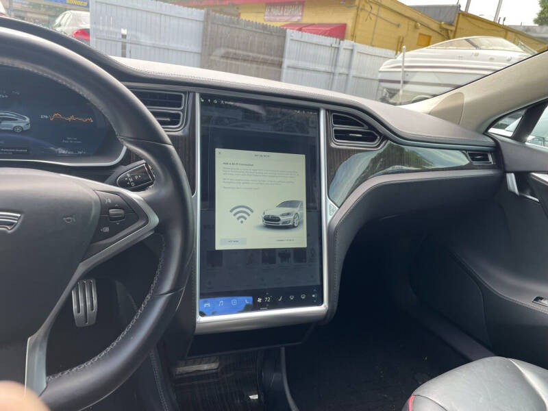 2014 Tesla Model S P85