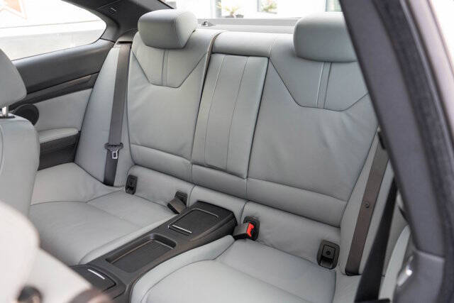 2011 BMW M3 25
