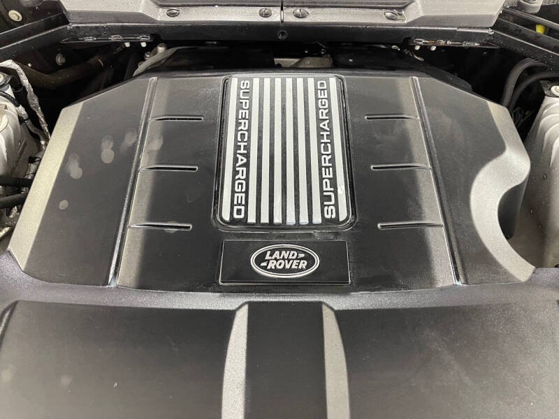 2022 Land Rover Defender 110 V8