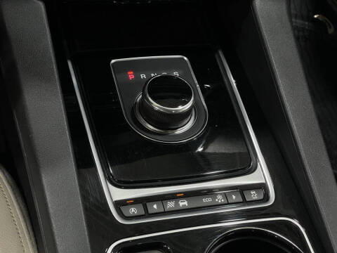 2017 Jaguar F-PACE 35t Prestige