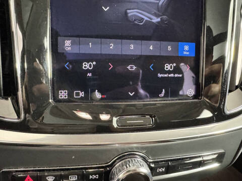 2024 Volvo S60 B5 Plus Dark Theme