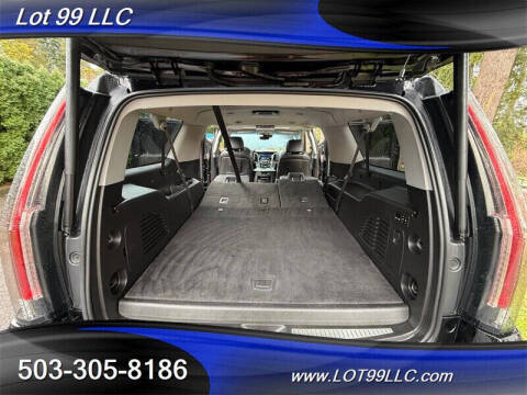 2017 Cadillac Escalade ESV Premium Luxury