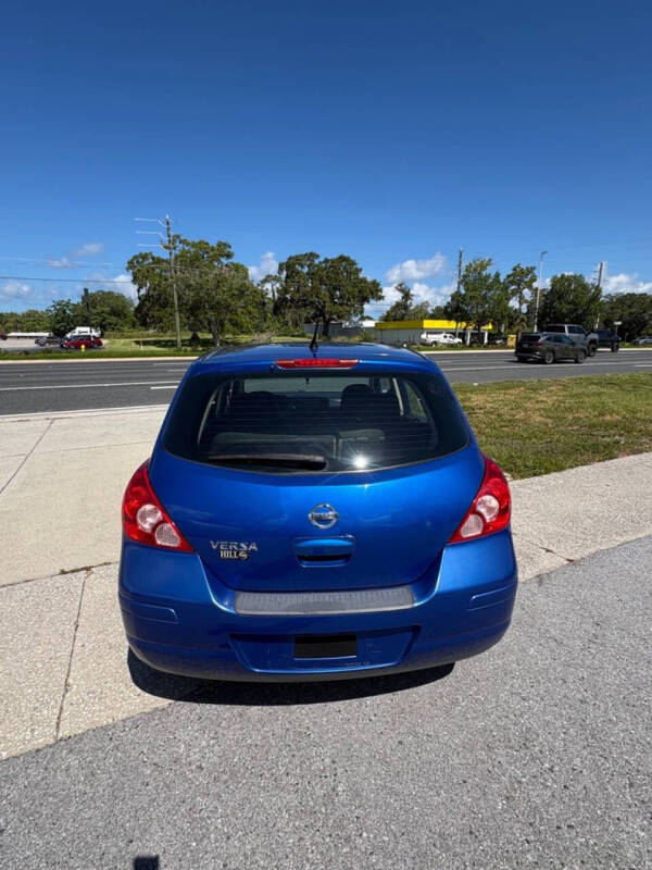 2012 Nissan Versa 1.8 SL