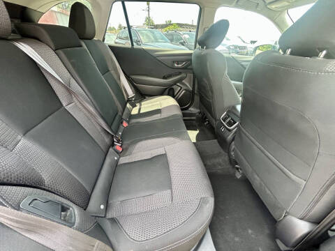 2023 Subaru Outback Premium