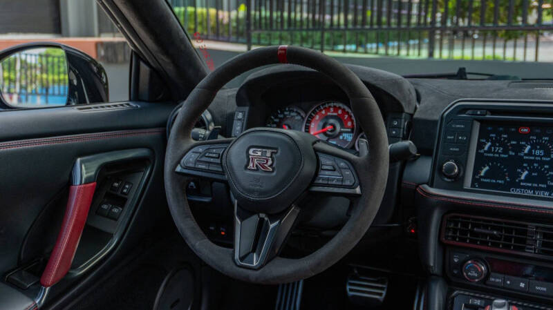 2017 Nissan GT-R NISMO