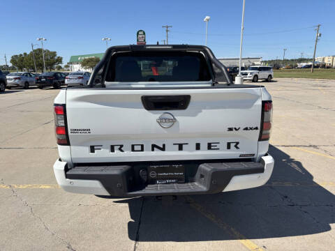 2023 Nissan Frontier SV