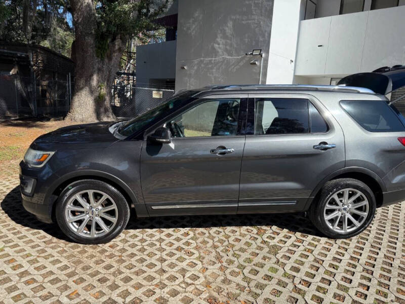 2017 Ford Explorer Limited