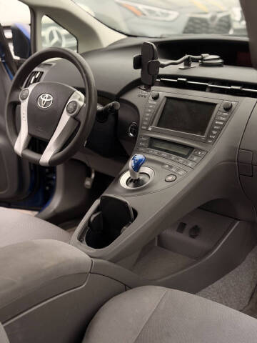 2010 Toyota Prius II