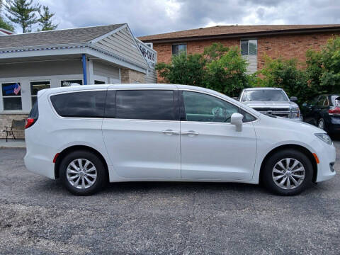 2018 Chrysler Pacifica Touring Plus