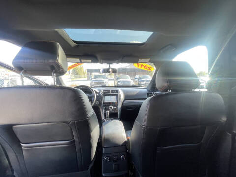 2017 Ford Explorer Sport