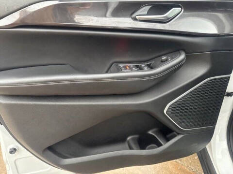 2022 Jeep Grand Cherokee Altitude