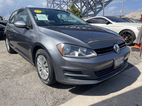 2015 Volkswagen Golf TSI S