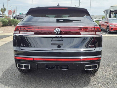 2025 Volkswagen Atlas Cross Sport SEL Premium R-Line 4Motion