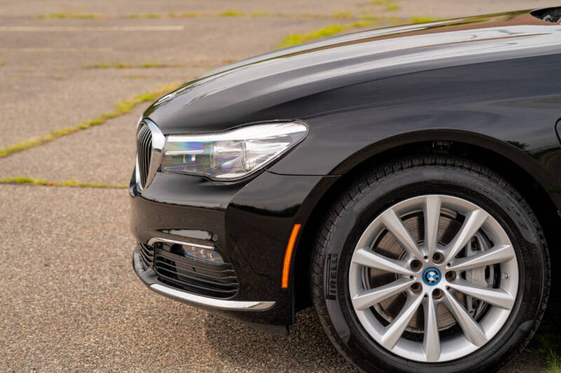 2018 BMW 7 Series 740e xDrive iPerformance