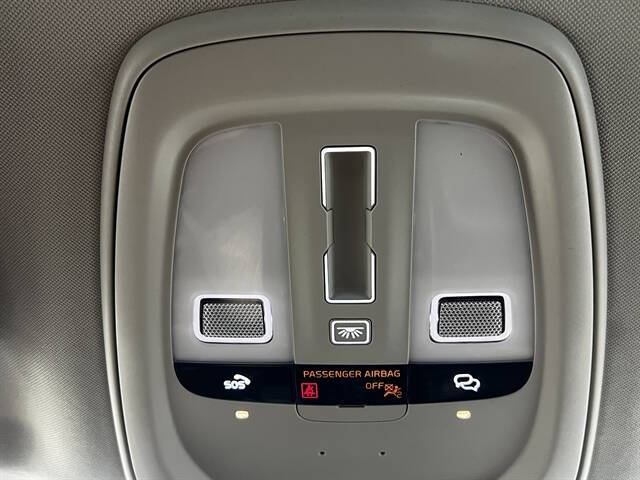 2023 Volvo XC90 B6 Plus Bright Theme 7P