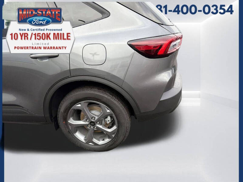 2026 Ford Escape Hybrid ST-Line Select