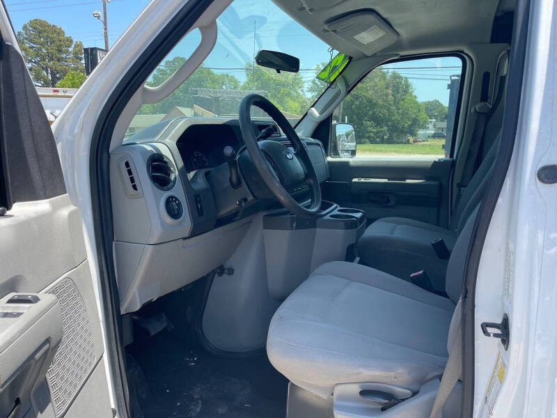 2011 Ford E-Series