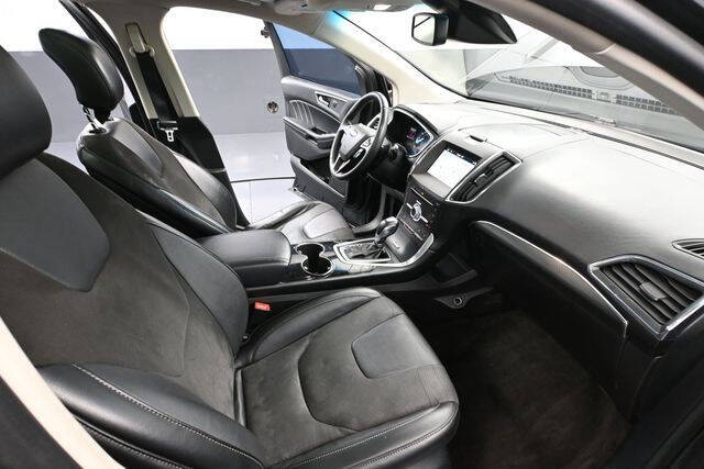 2017 Ford Edge Sport