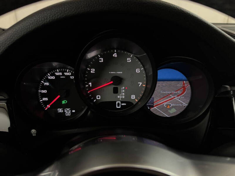 2015 Porsche Macan S